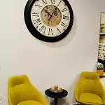 Casa de hóspedes Industrial Chic House - Private Parking 3*