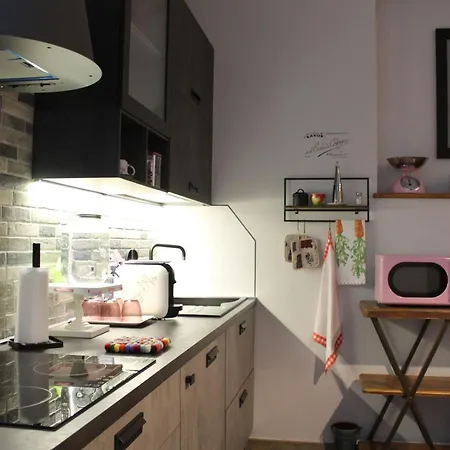 Industrial Chic House - Private Parking 3*