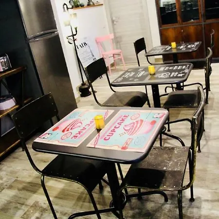 Pensjonat Industrial Chic House - Private Parking Orvieto