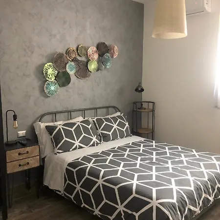 Industrial Chic House - Private Parking Pensjonat 3*