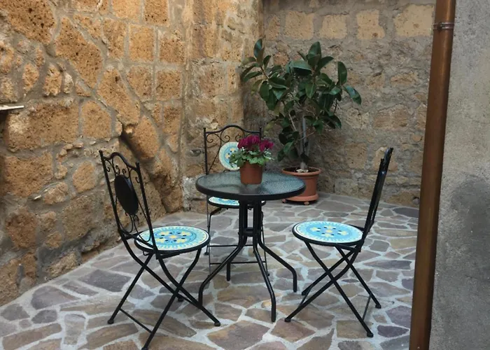 Industrial Chic House - Private Parking