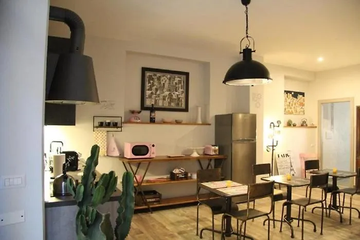 Industrial Chic House - Private Parking أورفييتو